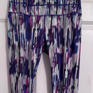 Athleta blue print crop leggings., Size: M